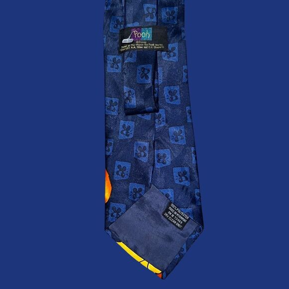 Vintage Disney Winnie The pooh Polyester Neck Tie - Picture 3 of 3